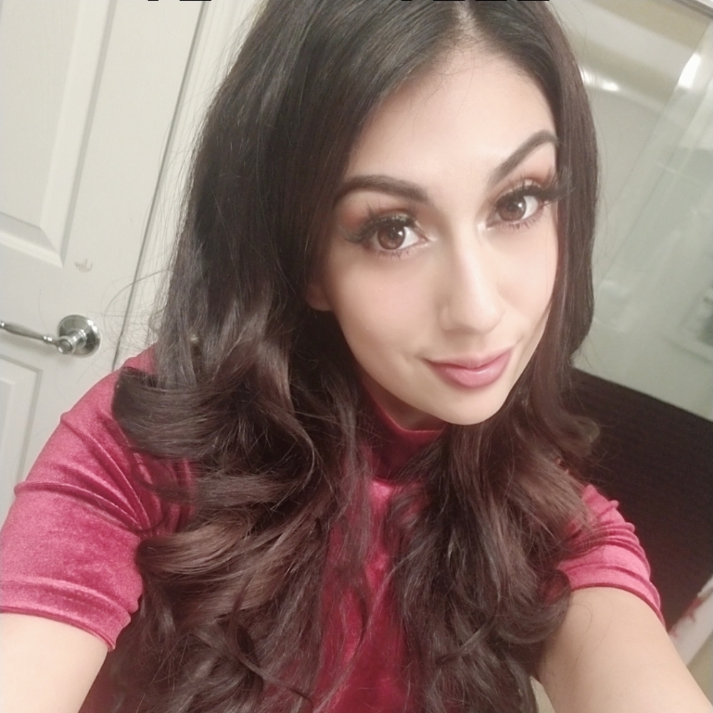 Meet your Posher, Mayra